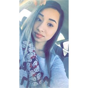 Meet your Posher, Sonia